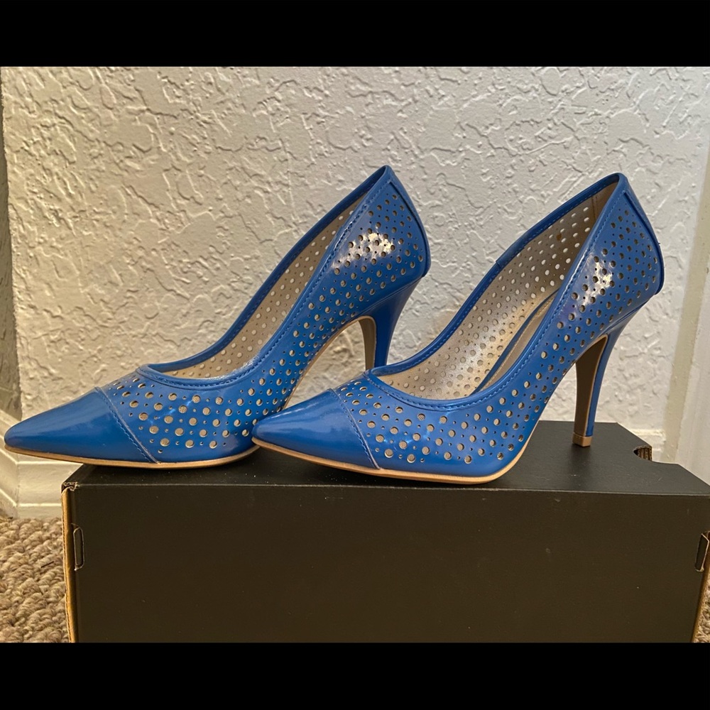 Blue color Heels. *New*